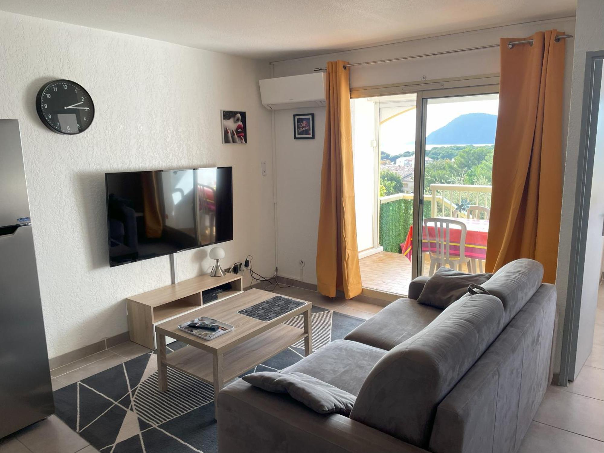 T2 Saint-Mandrier-Sur-Mer Exterior photo
